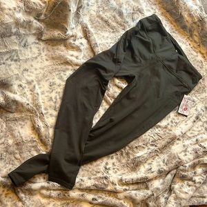 New with tags Baleaf thermal workout tights